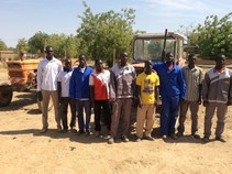 Formation à la conduite et à l'entretien pour les 5 jeunes burkinabè 